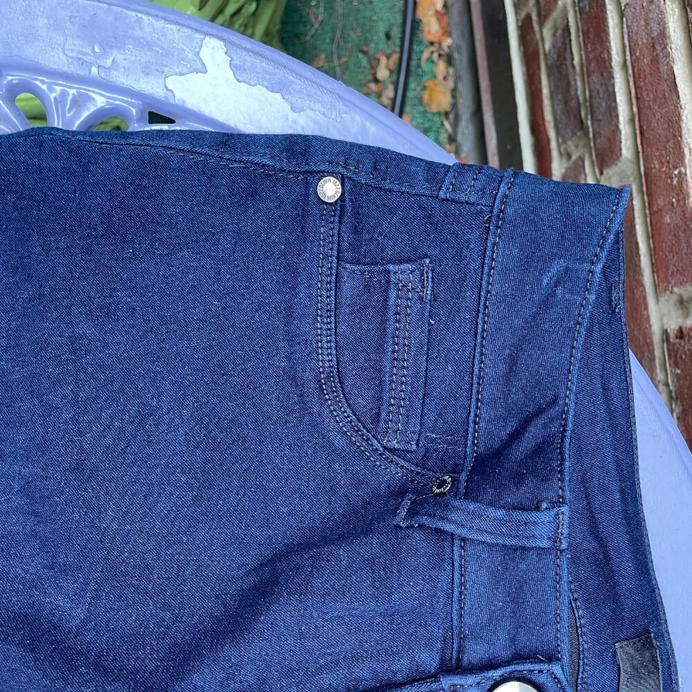 1822 Denim Shorts - Picture 6 of 11